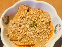 -庆春朴门(前滩太古里店)