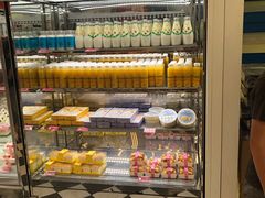 面包甜点陈列柜-味多美蛋糕(梨园店)