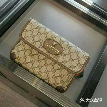 这里还有好喝的咖啡和美味的蛋糕，真不错！