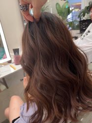 -PE SALON
