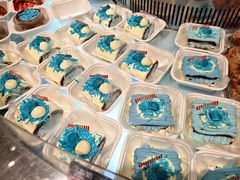 -HOT CRUSH趁热集合·现烤面包(上海环球港店)