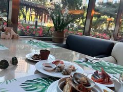 -亮马河饭店翠雅咖啡厅