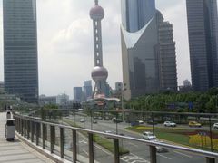 -陆家嘴空中步行连廊