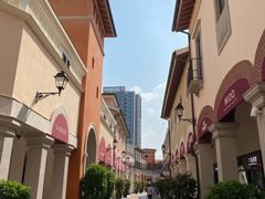 -佛罗伦萨小镇广佛名品奥特莱斯(疏港路店)