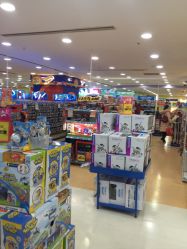 -玩具反斗城(正大广场店)