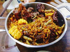 -内蒙焖面大盆骨餐馆(山大路店)