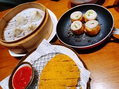 土猪鲜肉小笼包-龍堂蟹黄小笼包(万家丽店)