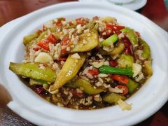 -湖南人家湘菜馆(镇江路店)