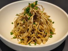 香葱拌笋衣-小大董·烤鸭(观景餐厅·南京西路店)