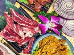 -明洞阿姨·韩式酱蟹烤肉·创意料理(三元桥店)