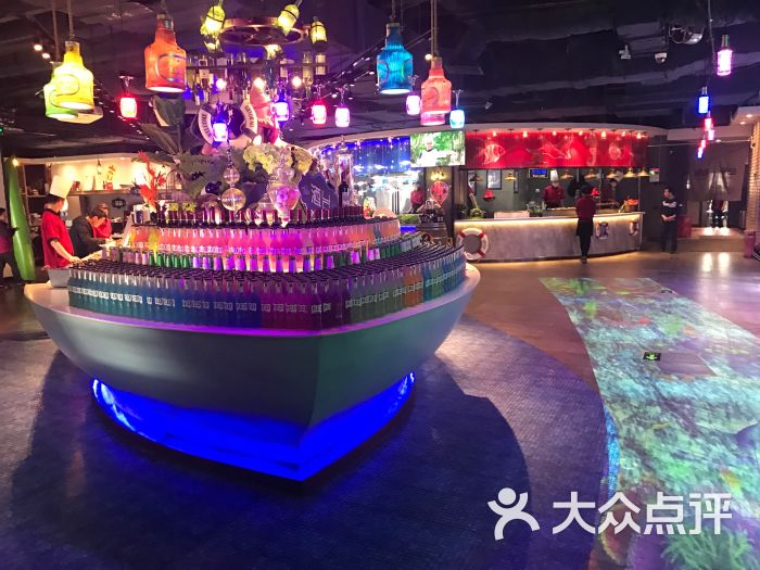 好伦哥航母餐厅(回龙观店)图片 - 第1张