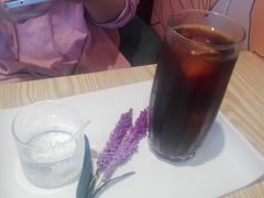 -ZING COFFEE 镜咖啡