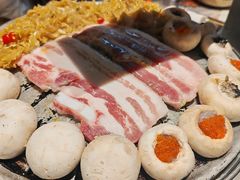 -草家酱蟹炭火烤肉店(珲春南路一店)