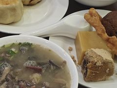 -聚德华天护国寺小吃(甜水园店)