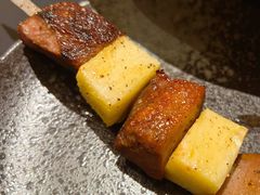 香烤牛舌-阿里家·新疆烤肉酒場 by MIG