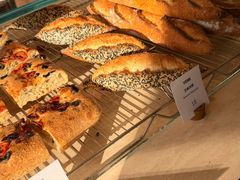 -VERIE BAKEHOUSE