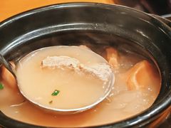 -莲餐厅·湖北菜·潜江小龙虾店(愚园路店)