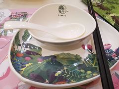 -樾餐厅泰式海鲜火锅(民歌湖店)