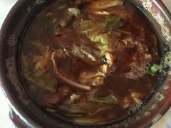 -闫家驴肉老店(华电一校店)