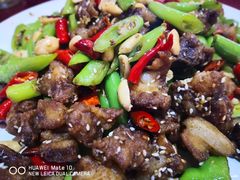 -鑫渔港海鲜本地菜·山海关浑锅(东戴河店)