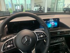 -杭州中升之星奔驰4S店(滨江店)