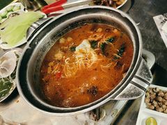 -禄婶鸡煲·打边炉
