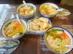 -长人馄饨铺(解放街店)