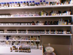 -墨more调香馆DIY自调香水(博雅国际中心B座店)