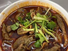 -中山牛肉肥肠粉面馆(军工社区店)