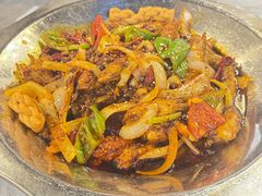 -休记光头香辣蟹干锅店(衣冠庙店)