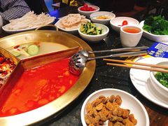 -周师兄大刀腰片火锅(洪崖洞旗舰店)