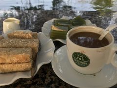 -侯臣咖啡文化村