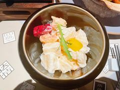 凤梨虾球-穹六人间 people 6(岳阳路店)