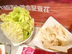 -海底捞火锅鲜切牛肉主题店(长寿路店)