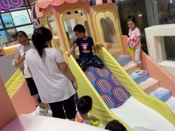 -动力星球家庭亲子游乐中心