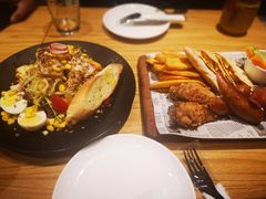 -LO CALCOW卡路力轻食主义餐厅(陆家嘴店)