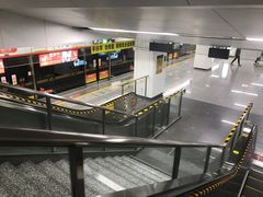 -盈丰路(地铁站)