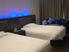 -桔子水晶苏州吴江步行街酒店