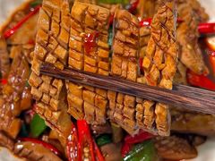 -梅飞酒家(名辉豪庭店)