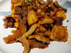 -95号酱骨·一块豆腐(展春园西路店)