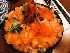 三文鱼火山丼-魔丼屋(日月光店)