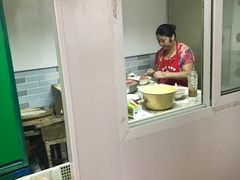 -张阿三馄饨店