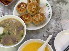 -尹记门钉肉饼(丰台站店)