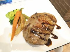 -安德烈俄式西餐厅(中央大街店)