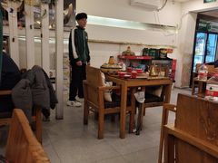 -毛辣果·贵州红酸汤牛肉火锅(西单店)