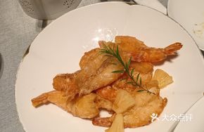 Pineapple Crispy Sweet and Sour Shrimp
