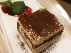 -必胜客(环球店)