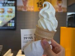 -麦当劳(中山公园龙之梦店)