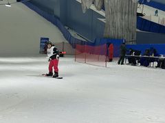-广州热雪奇迹