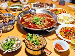 -大众跷脚牛肉馆·非遗传承单位(峨眉山店)